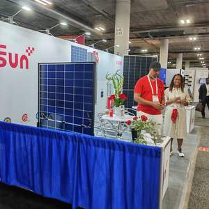 Panneau solaire monocristallin SunPlus US STOCK 405W/440W tout noir, demi-cellule PERC, efficacité 22,5%, cadre argenté pour les maisons - Product Image 6