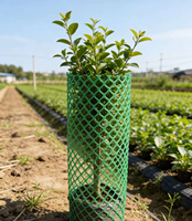 Clôture en treillis métallique en plastique HDPE durable, perforée, à trous carrés, personnalisable, imperméable, pour élevage de volailles et poulaillers