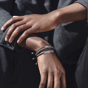 Pulsera de Pareja Grabada Personalizada con Barra de Acero Inoxidable |   Pulsera de la Amistad con Cordón Trenzado Ajustable |   Idea de Regalo para San Valentín - Product Image 5