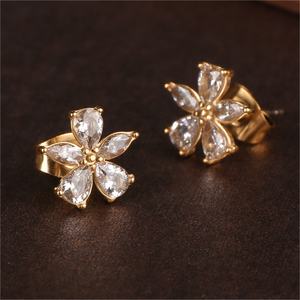 Pendientes de Botón JUSTOP de Flores para Mujer Chapados en Oro de 18K con Circonita de Talla Marquesa y Montura de Garra Delicada, Joyería Moderna de Acero Inoxidable - Product Image 4