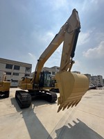 Excavatrice sur chenilles Relentless 323GX 22T 1,2 m³ pour travaux de terrassement routier, excavation de masse et creusement de grands fossés de fondation