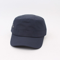 Casquette de baseball unisexe en polyester style militaire à visière plate, perforée et ventilée, avec boutons-pression latéraux, idéale pour la pêche (vente en gros)