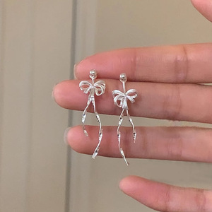 Pendientes de Borla al por Mayor, Pendientes de Lazo de Moda para Mujer, Nuevo Estilo, Pendientes Elegantes y de Alta Gama - Product Image 5