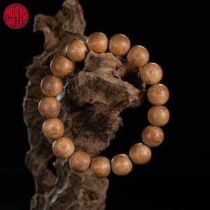 Pulsera de cuentas redondas de madera de agar natural de 12 mm, madera envejecida agrietada de alta calidad, joyería aromática rara de 13.92 g - Product Image 1