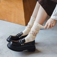 Chaussettes à froufrous à la mode au design personnalisé Mignon Lovely 3D Cotton Women Luxury Designer Flower Crew Socks
