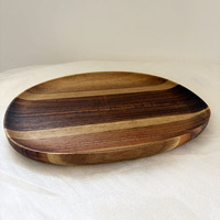 Assiettes en acacia naturel, taille personnalisée, plateau de service ovale en bois, planche de service alimentaire avec logo personnalisé, OEM et ODM bienvenus