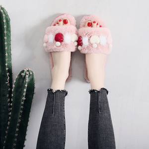 Scarpetta natalizia calda e morbida scarpetta <span class=keywords><strong>da</strong></span> <span class=keywords><strong>casa</strong></span> in morbido peluche <span class=keywords><strong>da</strong></span> donna <span class=keywords><strong>ciabatte</strong></span> <span class=keywords><strong>da</strong></span> donna in pelliccia invernale antiscivolo - Product Image 4