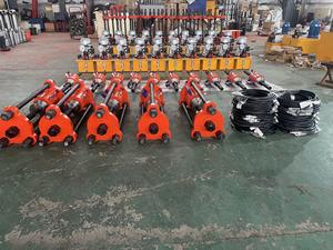 70t-200 מחפר תיקון שרשרת 100t 120t 150t <span class=keywords><strong>track</strong></span> <span class=keywords><strong>track</strong></span> <span class=keywords><strong>track</strong></span> מכונת לחץ הידראולי עם משאבת שמן - Product Image 4