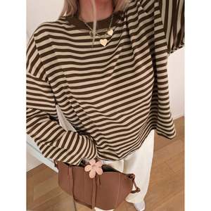 เสื้อสเวตเตอร์คอเรือลายทางสีชมพูอมเทา ไซส์ XS สำหรับผู้หญิง - Product Image 3