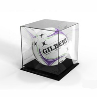Vitrine murale inclinée pour magasin Tenture murale Perspex Casque vitrine Sport Display Box avec base noire