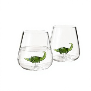 Verres à boire transparents en borosilicate faits à la main de 300 ml, sans plomb, pour whisky, eau, jus, réutilisables, en gros - Product Image 4