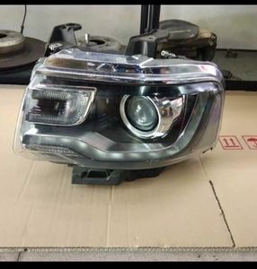 Adecuado para <span class=keywords><strong>Lincoln</strong></span> <span class=keywords><strong>Navigator</strong></span> Adventurer Continental original OEM faro piezas de extracción de montaje de luz trasera - Product Image 5