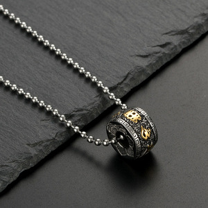 Collar con mantra de seis caracteres y patrón de nubes auspiciosas de estilo budista chino, flor de loto de estilo chino que proporciona calma y protección. - Product Image 4