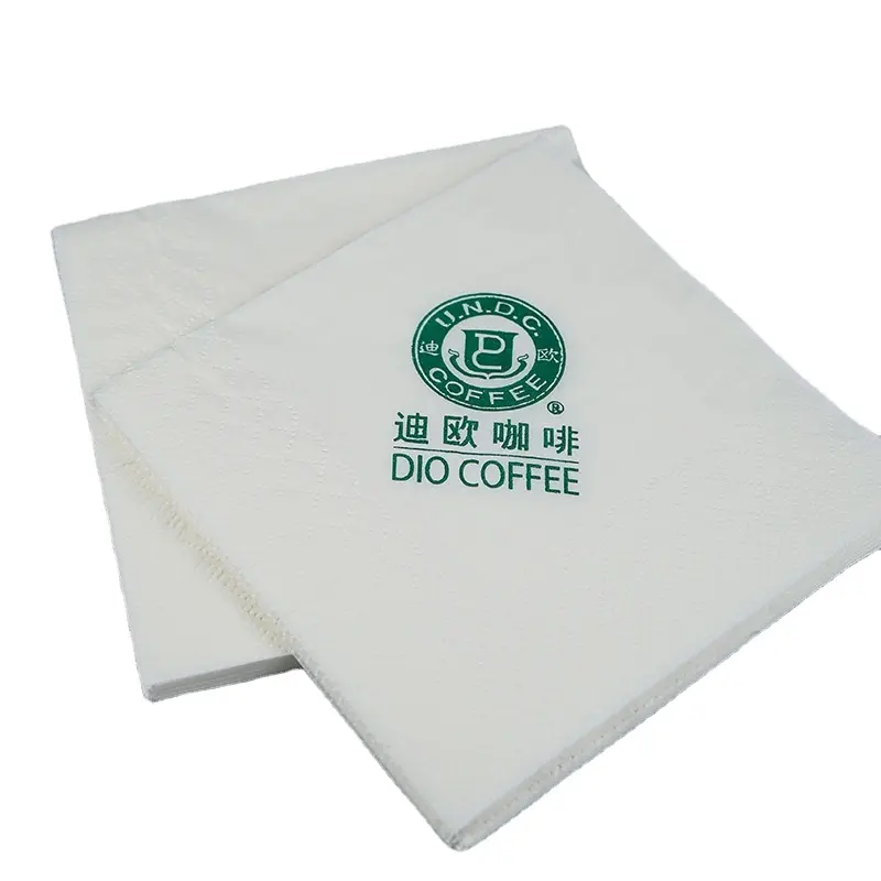 Sıcak satış 1/4 katlanmış özel peçeteler Logo baskılı restoran yemeği doku kağıt peçeteler