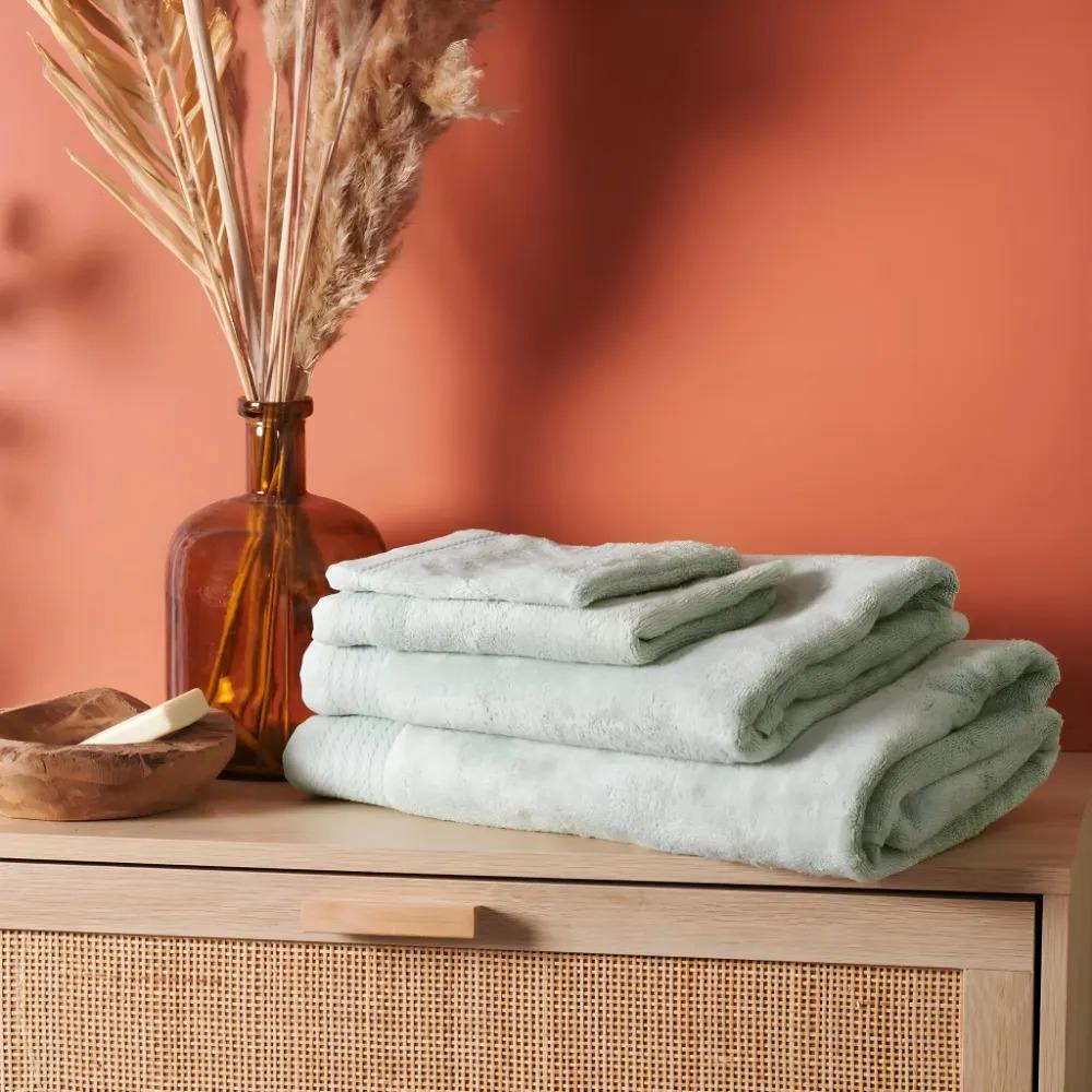 ทะเลสีเขียว