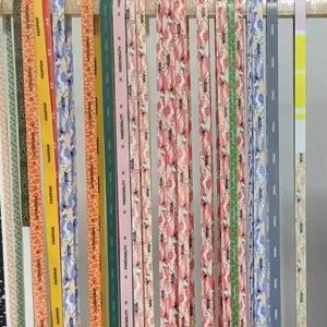 Motifs à rayures colorées sur des sangles en polyester <span class=keywords><strong>colat</strong></span>é en PVC durables et faciles à nettoyer imperméabilisées pour les produits pour animaux de compagnie - Product Image 1