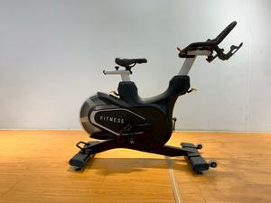 <span class=keywords><strong>Bicicleta</strong></span> de fitness aeróbica comercial <span class=keywords><strong>Bicicleta</strong></span> de <span class=keywords><strong>spinning</strong></span> magnética de fitness de alta calidad <span class=keywords><strong>con</strong></span> <span class=keywords><strong>pantalla</strong></span> grande - Product Image 3