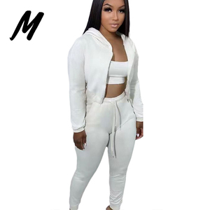 Commercio all'<span class=keywords><strong>ingrosso</strong></span> di alta qualità Logo personalizzato cotone <span class=keywords><strong>donna</strong></span> Crop Blanks felpe con cappuccio Set 3 pezzi due pezzi Set <span class=keywords><strong>abbigliamento</strong></span> <span class=keywords><strong>donna</strong></span> - Product Image 3