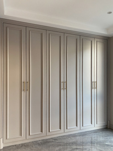 Otel Yatak Odası Duvar Seti için Basit Fransız Tarzı Çevre Dostu Beyaz Ahşap Dolap, Daire Ev için Büyük Kapasiteli Depolama - Product Image 6