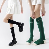 Chaussettes de sport personnalisées avec logo, chaussettes respirantes en maille, chaussettes de compression pour femmes, chaussettes de récupération, chaussettes hautes jusqu'au genou