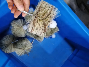 Brosse de nettoyage pour poêle à granulés de qualité bricolage personnalisable Brosse à poils de 2.5 ''à 5'' avec support OEM pour le nettoyage des tuyaux de cheminée - Product Image 4