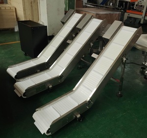 Konveyor Sabuk Modular Miring Baja Tahan Karat 304 110V 220V untuk Mesin Pengemasan VFFS - Product Image 1