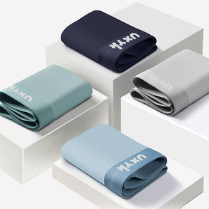 Vente en gros Prix bas Ensemble <span class=keywords><strong>de</strong></span> sous-vêtements mi-hauts respirants sans couture en soie glacée pour hommes - Product Image 1