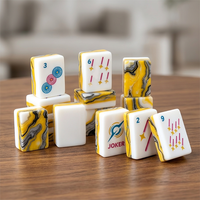 Jeu de tuiles de mahjong américain de luxe, moderne, jaune, en acrylique, pour 4 joueurs, portable, écologique, résistant à l'eau