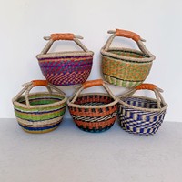 Article populaire Panier rond en paille tressée en jonc de mer Bolga, le moins cher en gros au Royaume-Uni, organisateur de vêtements, rangement, artisanat fait main du Vietnam