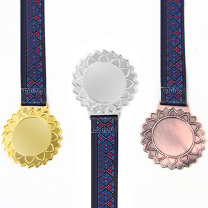 Hot Selling China Factory Metal Crafts Creative Competition Games Sunflower Shaped Medals Customized Lanyard Medals for Sports