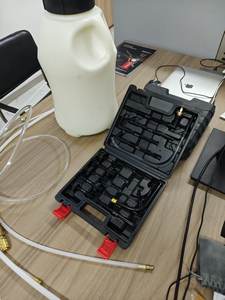 Kit <span class=keywords><strong>de</strong></span> liberación <span class=keywords><strong>de</strong></span> embrague <span class=keywords><strong>de</strong></span> freno Manual, bomba manual <span class=keywords><strong>de</strong></span> aceite, juego <span class=keywords><strong>de</strong></span> herramientas <span class=keywords><strong>de</strong></span> tanque <span class=keywords><strong>de</strong></span> llenado, Kit <span class=keywords><strong>de</strong></span> reemplazo <span class=keywords><strong>de</strong></span> <span class=keywords><strong>líquido</strong></span> <span class=keywords><strong>de</strong></span> <span class=keywords><strong>frenos</strong></span> Manual, purgador <span class=keywords><strong>de</strong></span> <span class=keywords><strong>frenos</strong></span> - Product Image 6