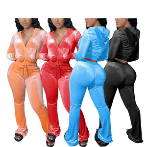 Ensemble de survêtement en <span class=keywords><strong>velours</strong></span> pour <span class=keywords><strong>femme</strong></span>, 2 pièces, à manches longues, avec capuche et <span class=keywords><strong>pantalon</strong></span> évasé, vente en gros - Product Image 3