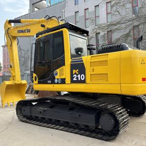 Excavatrice Komatsu PC210 d'occasion de haute qualité, poids opérationnel de 20 tonnes, moteur principal, faible nombre d'heures, haute efficacité, excellent rapport qualité-prix, test sur site - Product Image 1