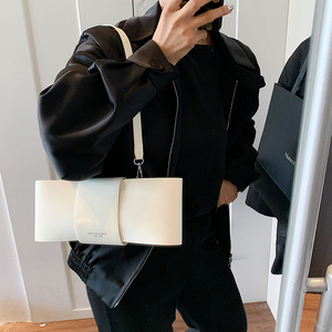 <strong>Red</strong> New Popular Classic Pu Leather Women's Tote Bag Luxury Design Tote Bag High Quality Factory Design <strong>Handbags</strong> - Product Image 4