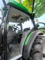 Traktor Pertanian TAVOL 100HP 4WD Kabin Tertutup 4 in 1 dengan Bucket Loader Depan