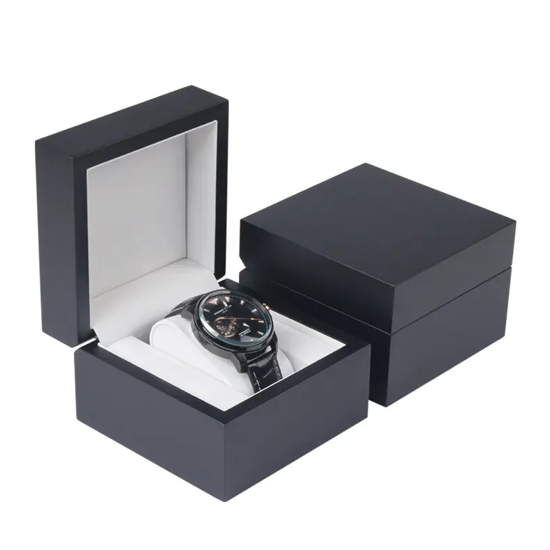 Customized Logo Retail Black Lacquered Matte Finish Single Watch Box Display Holder Organizer Case