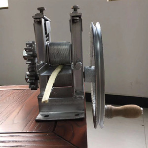 Wholesale Price <b>Small</b> Hand Thin Bamboo Sheet Slicing Machine/Mini Original Manual Bamboo Strip Layering Splitting <b>Tool</b> - Product Image 5