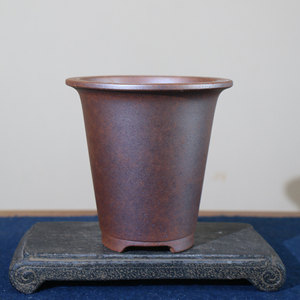 Maceta redonda de arcilla morada hecha a mano para orquídeas Cymbidium Faberi, estilo sombrero de bambú. - Product Image 2
