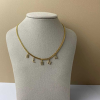 Collar de cadena cubana personalizado de acero inoxidable con letras de circón y nombre personalizado de moda chapado en oro EManco para aniversario
