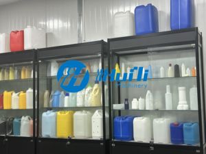 Machine d'extrusion-soufflage pour la fabrication de bidons d'huile en plastique de 20L, 25L, <span class=keywords><strong>30L</strong></span>, résistants aux produits chimiques et aux huiles, pour véhicules - Product Image 3