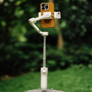 Stabilisateur de smartphone <span class=keywords><strong>Hohem</strong></span> <span class=keywords><strong>ISteady</strong></span> V3 avec suivi du visage par IA, cardan 3 axes, perche à selfie intégrée, portable, compatible iPhone 15 - Product Image 5