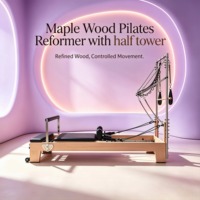 Peralatan Studio Pilates Profesional Komersial OEM Custom Wooden Pilates Reformer dengan Half Tower
