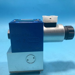 R900218878 M-4SED10Y1X/350CG24N9K4 Électrovanne hydraulique 4 voies 2 positions à clapets directionnels 40L/min 350bar - Product Image 1