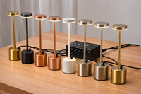 Stasiun Pengisian Daya 10 Port USB Type-C Bahan ABS Pengisi Daya Cepat untuk Lampu Meja Tanpa Kabel Pengisi Daya Desktop Multi Perangkat 100W 20A
