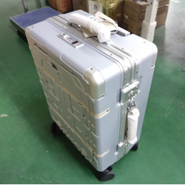 Valise rigide en aluminium à 4 roues, classique, durable, pour voyage, unisexe, avec poignée souple YN8822-1 - Product Image 5