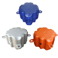 Plateforme flottante colorée en HDPE pour quai, ponton, port de bateaux, quai pour bateaux électriques, aire de jeux aquatique, mer, lac, intérieur - En stock, à vendre