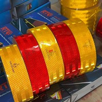 Ruban Réfléchissant Certifié EMARK 2 Pouces x 150 Pieds, Ruban de Conspécité, Rouleau de Radium, Autocollant Réfléchissant Luminescent pour Camions