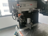Máquina de Serigrafía Plana Semiautomática con Visión CCD, Adecuada para Películas de PET y PC y Componentes Electrónicos
