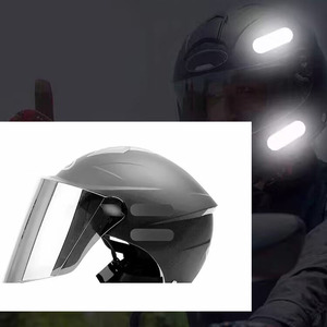 Kit de réflecteurs multi-formes imperméables pour allées, autocollants réfléchissants pour casques, vélos, motos, fauteuils roulants et véhicules - Product Image 6