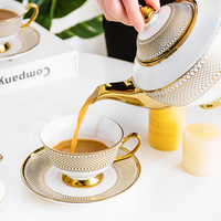 Tasse à thé en céramique européenne personnalisée avec bord doré pour desserts, gâteaux, collations, fruits secs, apéritifs, théière pour mariage, fête, hôtel, vente en gros